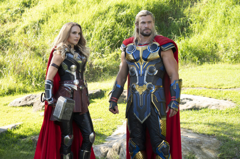 (L-R): Natalie Portman as Mighty Thor and Chris Hemsworth as Thor in Marvel Studios' THOR: LOVE AND THUNDER.